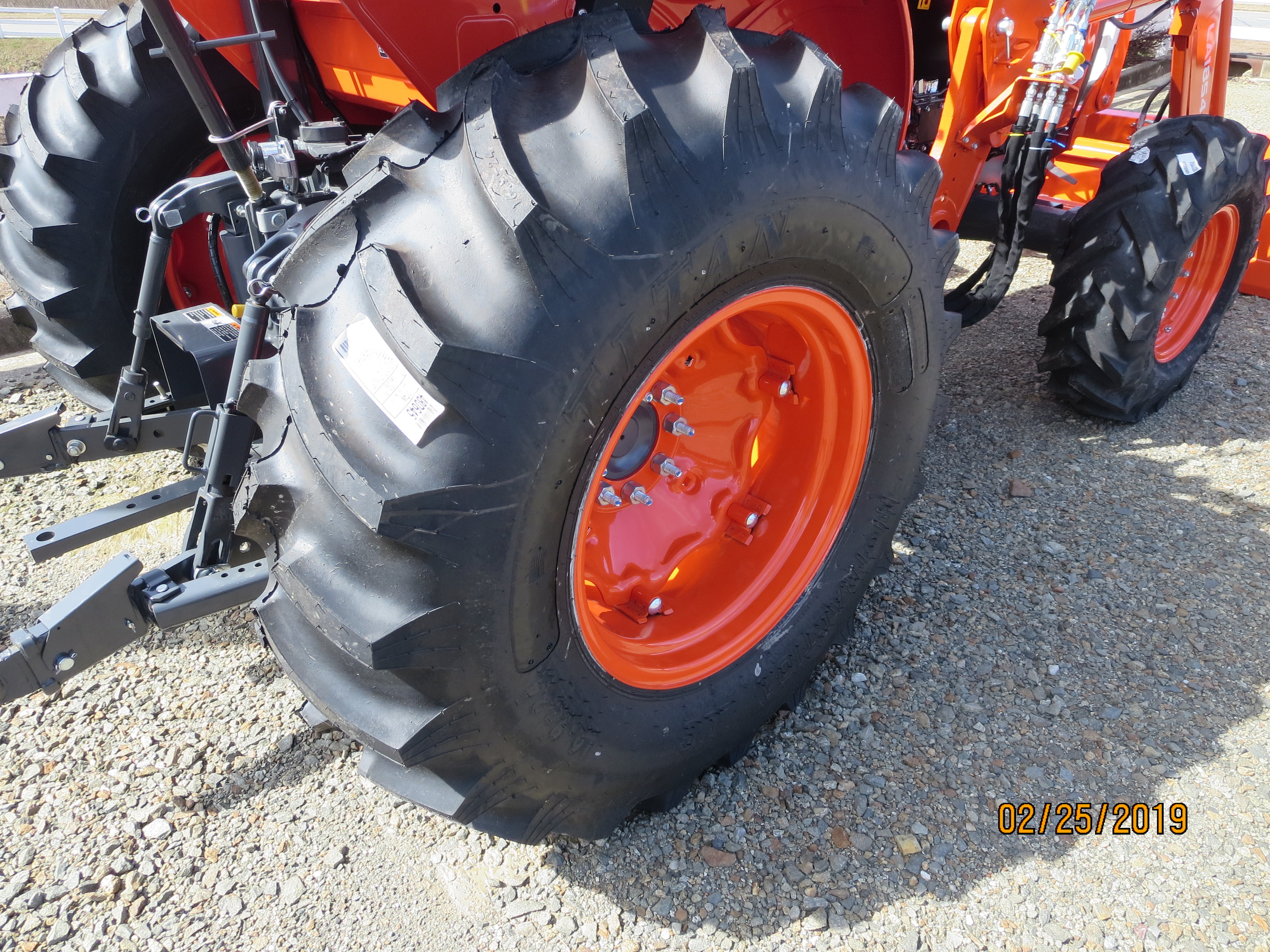 Kubota Low Profile AG Tire (M)